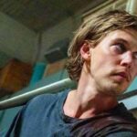 "Un film du genre avec les plus grands talents mondiaux"... Découvrez la bande-annonce de "Pris au piège - Caught Stealing", un thriller réalisé par Darren Aronofsky, mettant en vedette Austin Butler et Zoë Kravitz. "Un film du genre avec les plus grands talents mondiaux"...