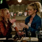 « Prêts ou Non 2 : Me Voilà » Critique : Samara Weaving et Sarah Michelle Gellar dans une suite qui peine à capturer la magie sombre de l'original. « Prêts ou Non 2 : Me Voilà » Critique